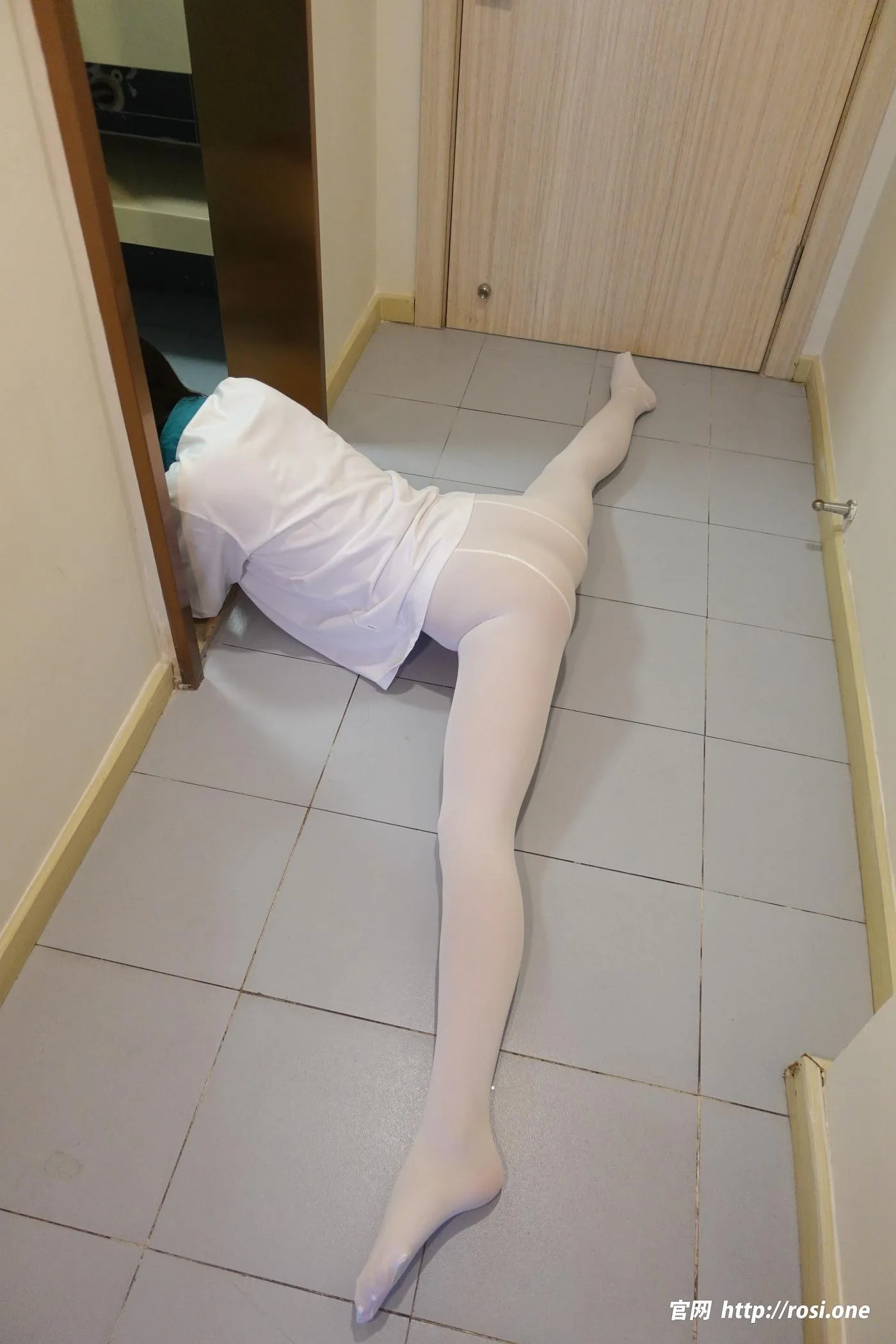 [ROSI写真]2023.05.10 NO.4174[2011P／248MB] [67P]插图1